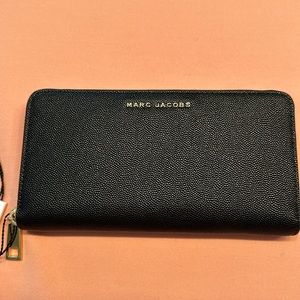 Marc Jacobs wallet. Black